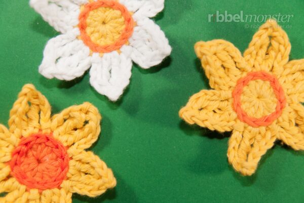 Crochet Flowers – Crochet Daffodils