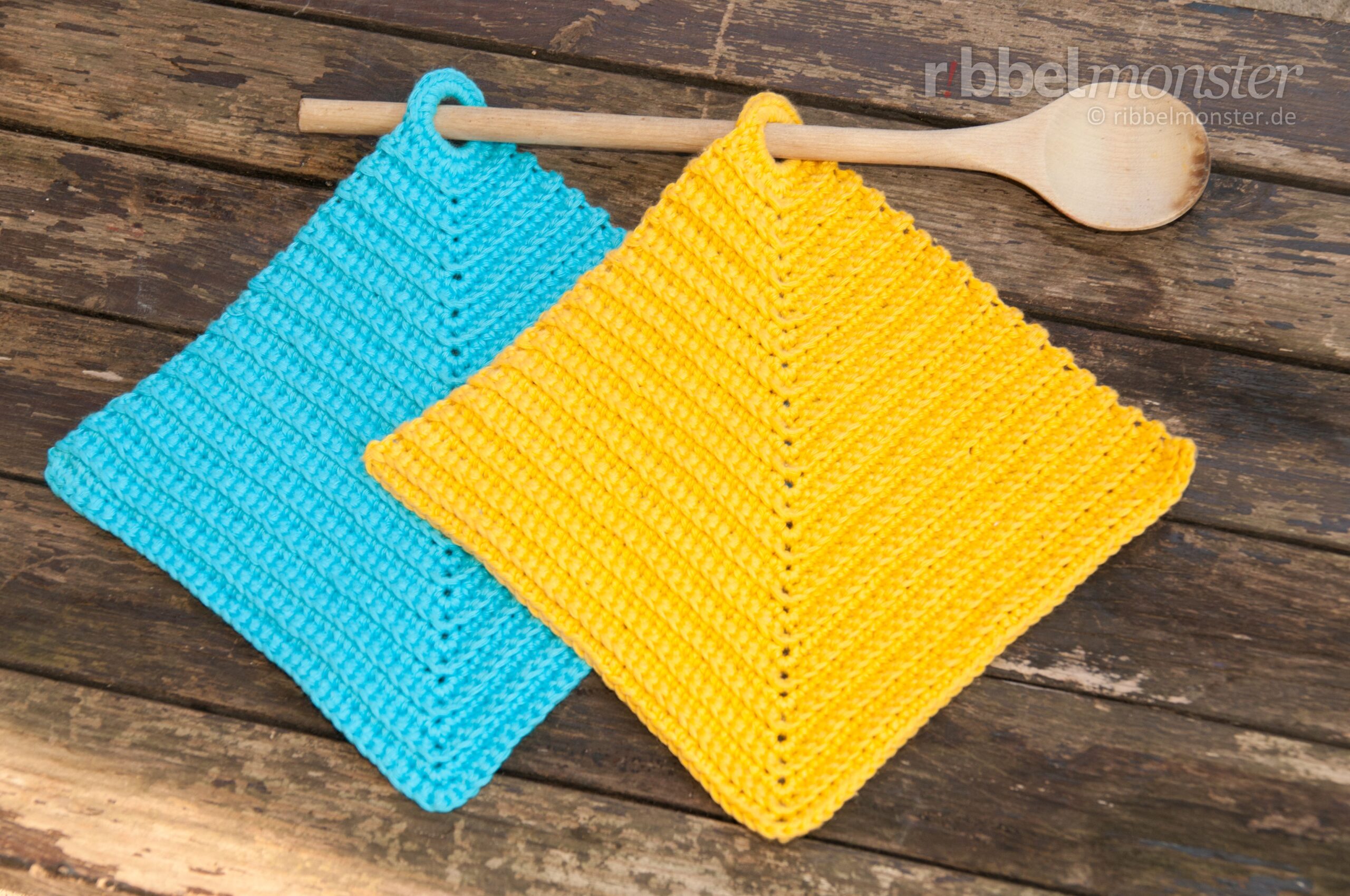 Crochet Potholders – Ribbed out of the Corner