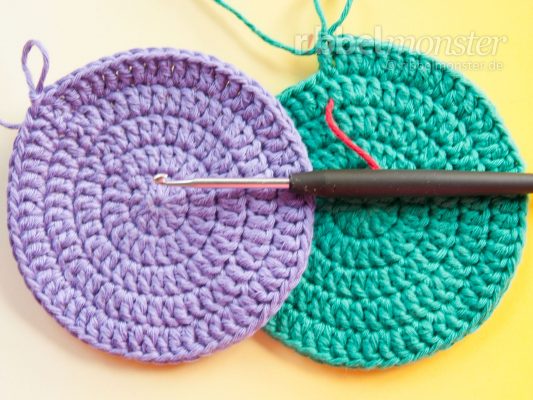 Crochet Circles – with Double Crochet Stitches