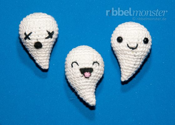 Amigurumi – Crochet Little Ghosts