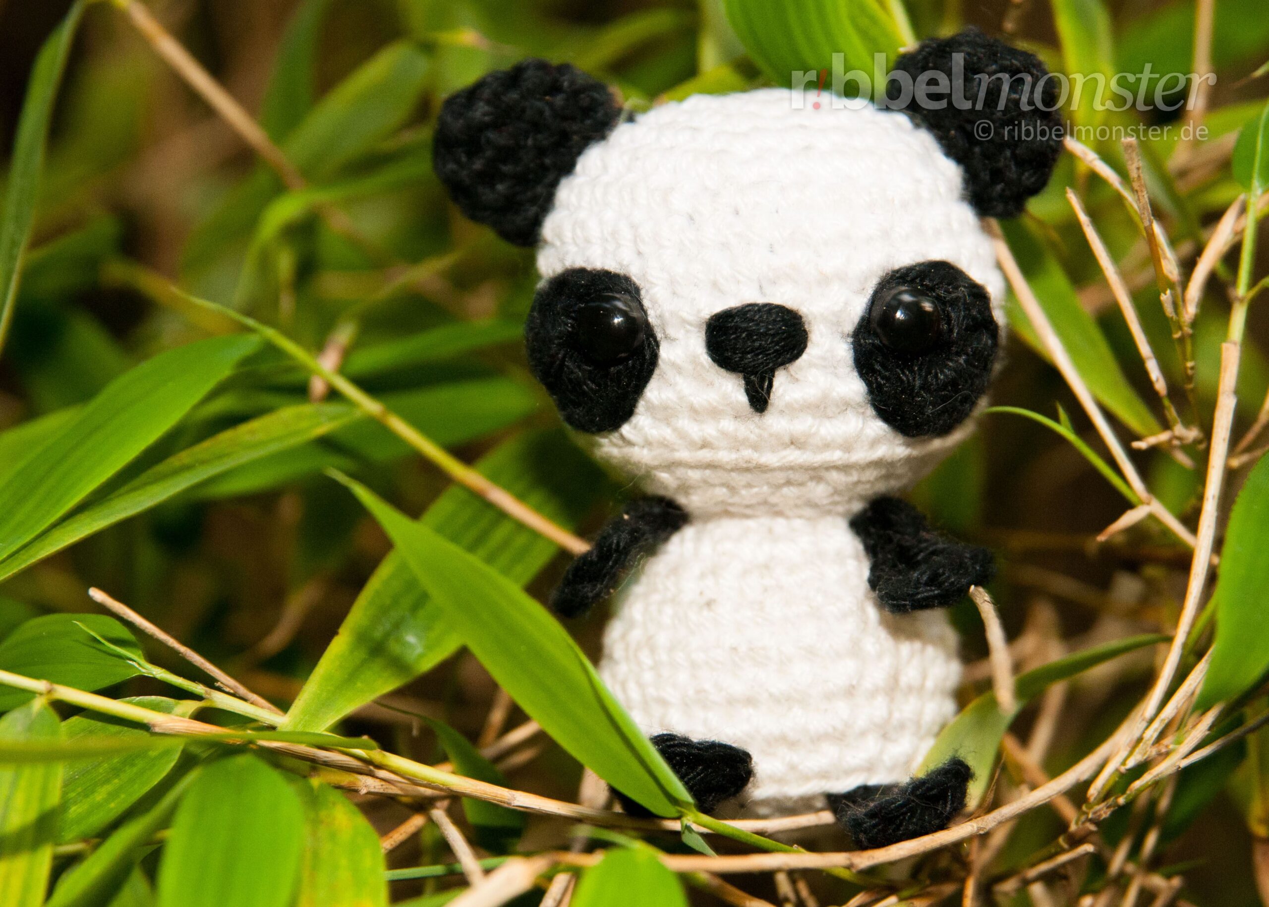 Amigurumi - Crochet Minimee Panda Bear - Eiko - Free Crochet Pattern - Pattern