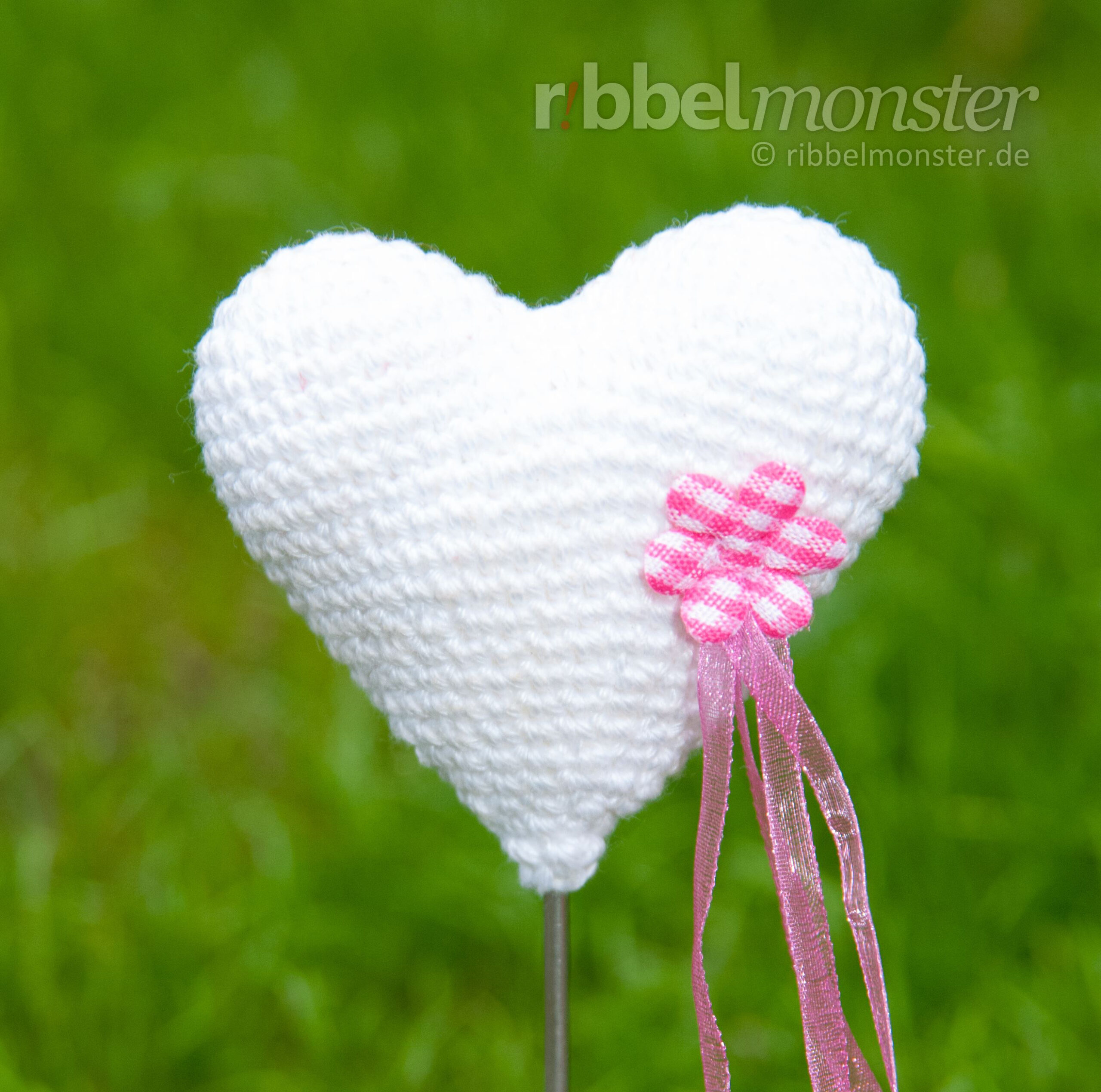 Amigurumi – Crochet Heart Flower Spit