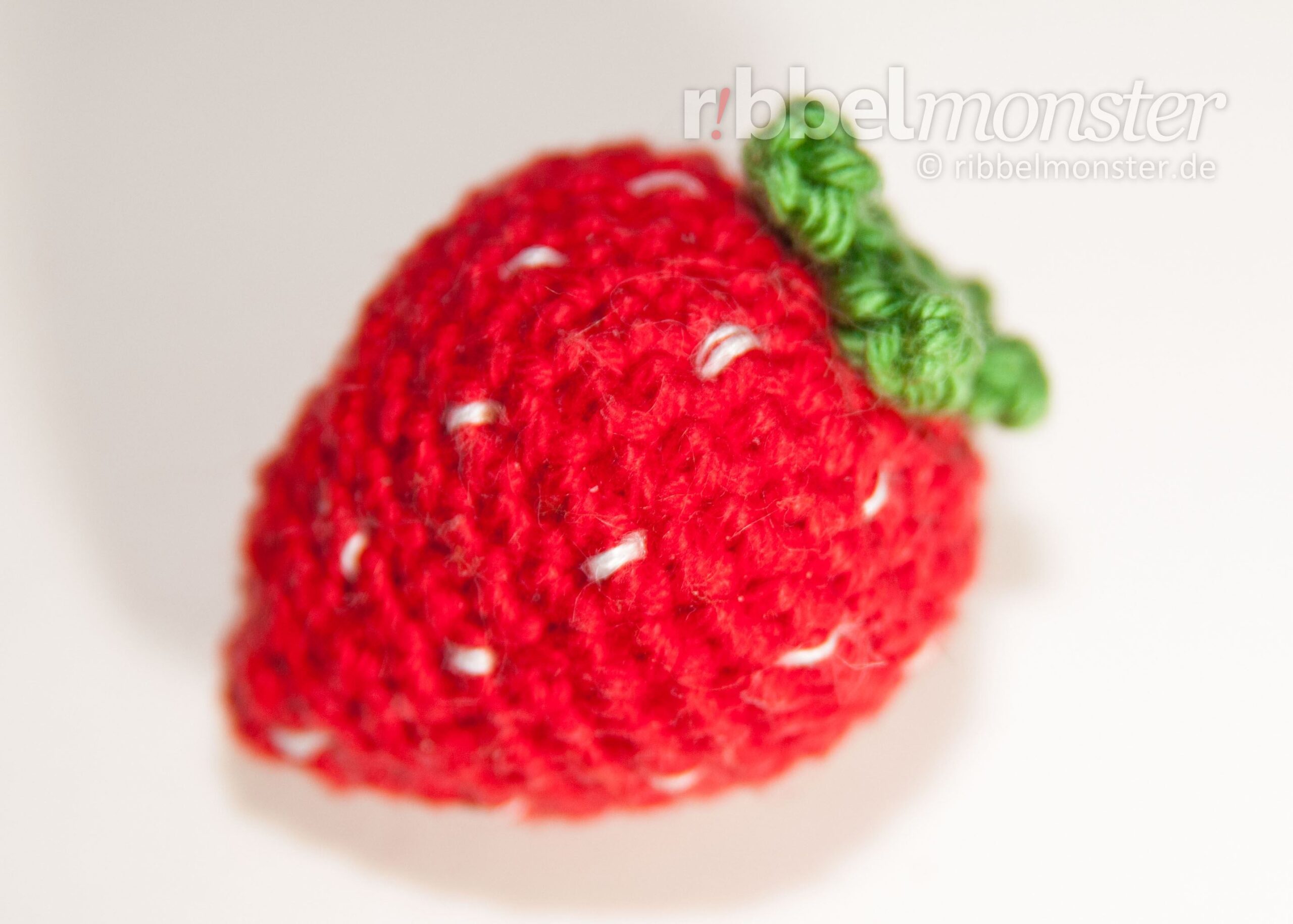 Amigurumi – Crochet Medium Strawberry