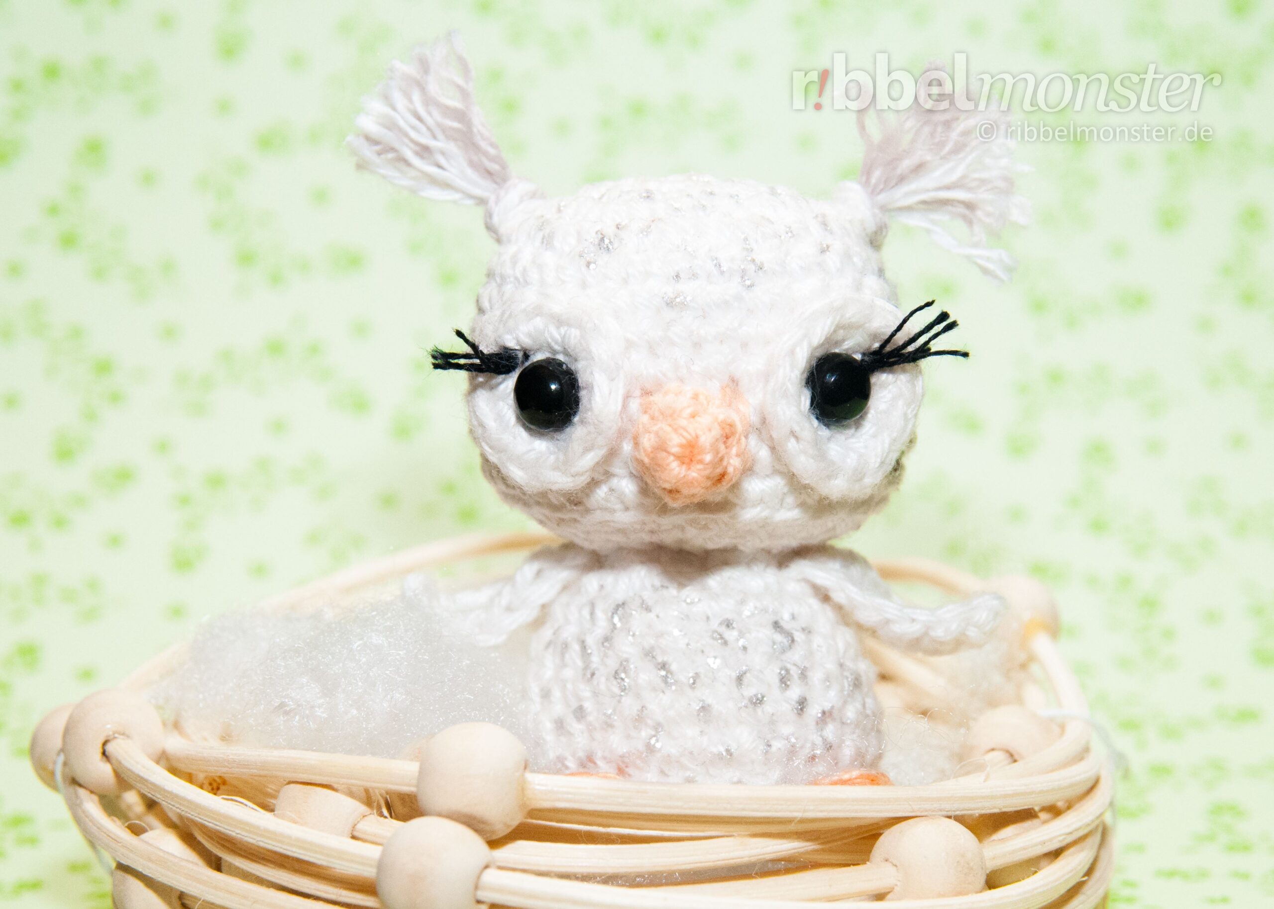 Amigurumi - Minimee Crochet Snow Owl - Dina - pattern - crochet pattern