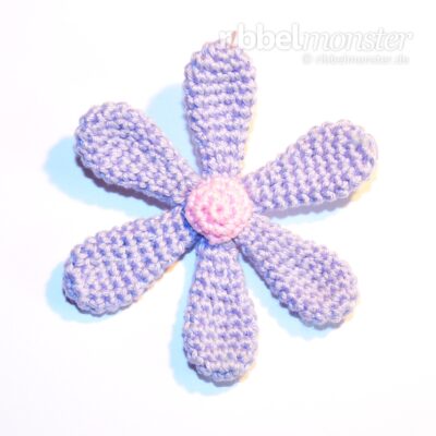 Amigurumi – Tinier Crochet Flower “Larova”