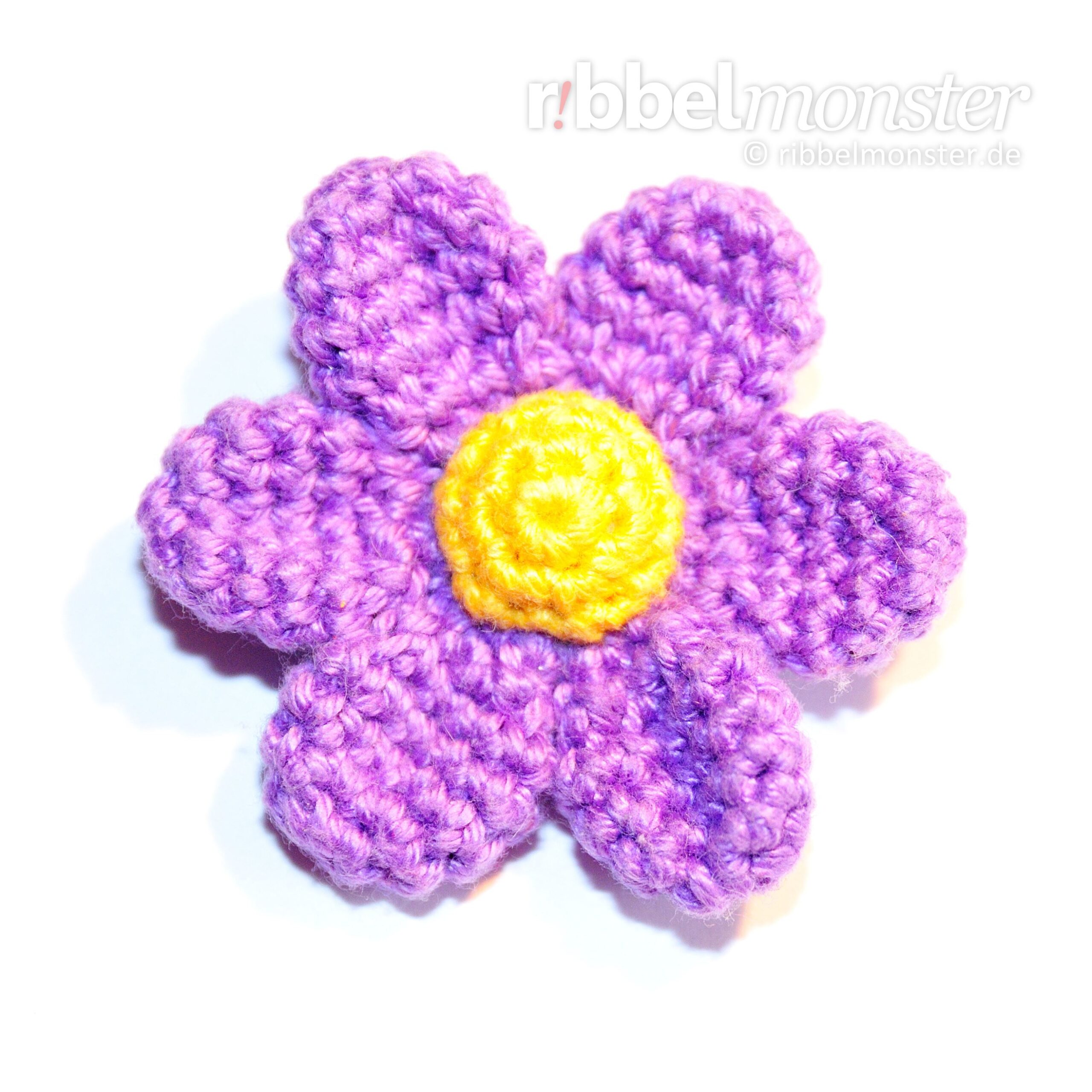 Amigurumi – Tinier Crochet Flower “Liroge”