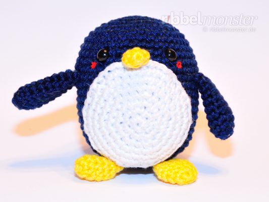 Amigurumi – Crochet Medium Penguin “Chubby”