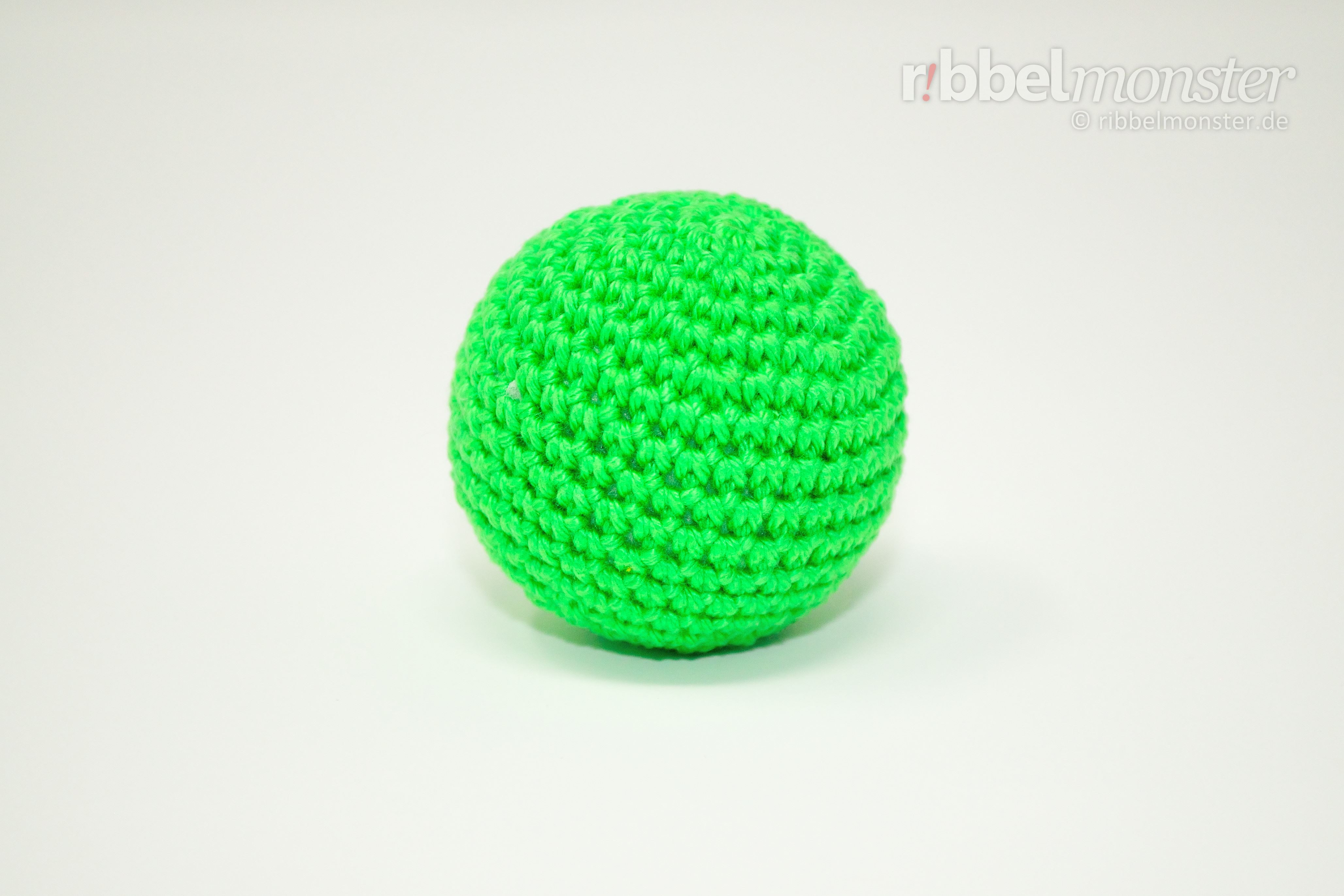 Amigurumi – Crochet Simple Small Ball - premium & free patterns