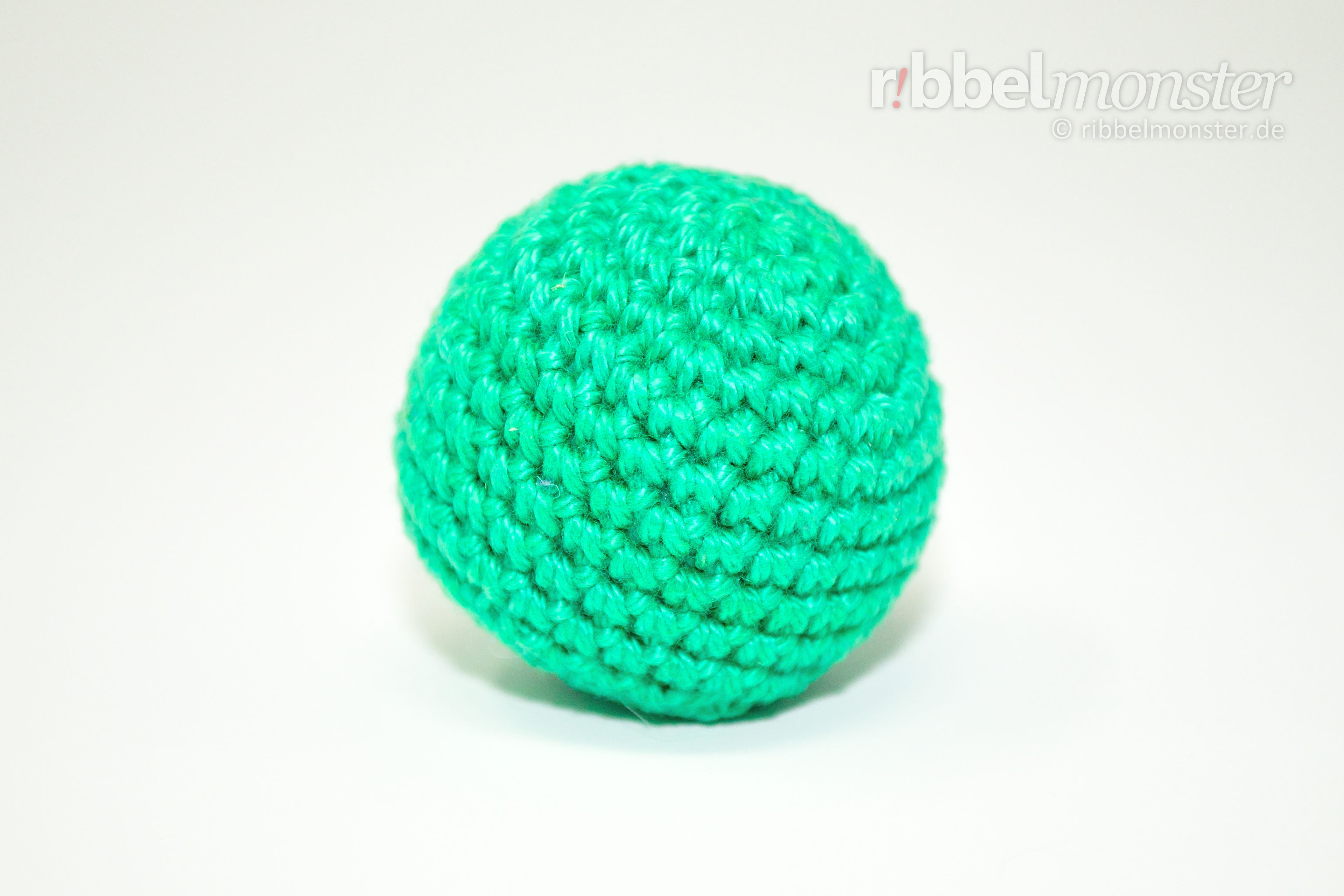 Amigurumi – Crochet Simple Smaller Ball - premium & free patterns